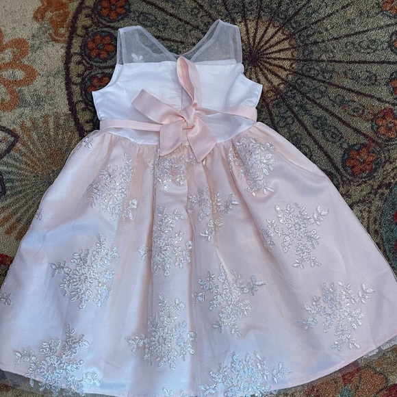 NEVER WORN. Brand new girls dress. Perfect for Christmas and plays. - Picture 2 of 3